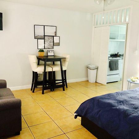 Petrina Studios Apartments By Sb Rental Properties Pompano Beach Kültér fotó