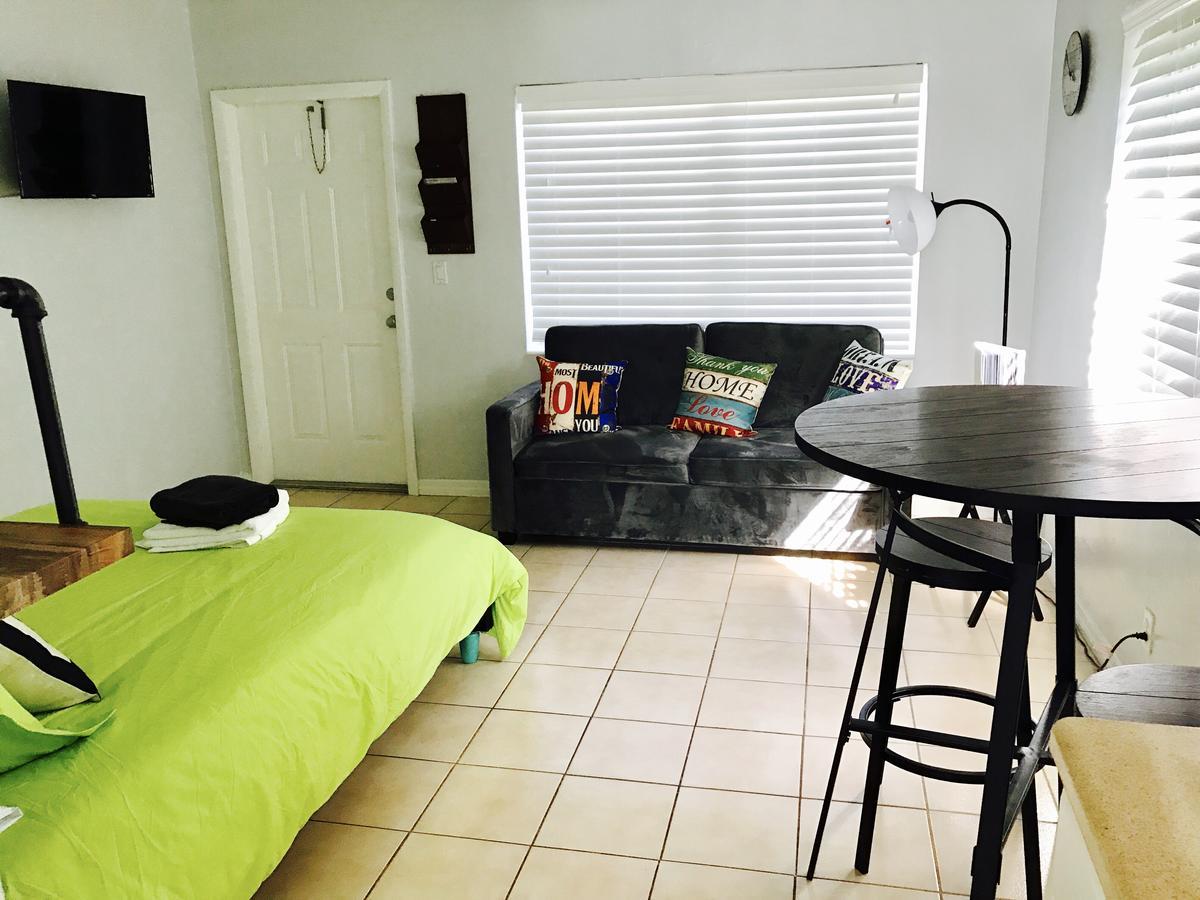 Petrina Studios Apartments By Sb Rental Properties Pompano Beach Kültér fotó